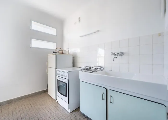 A056 - Centre With Parking Apartmán *